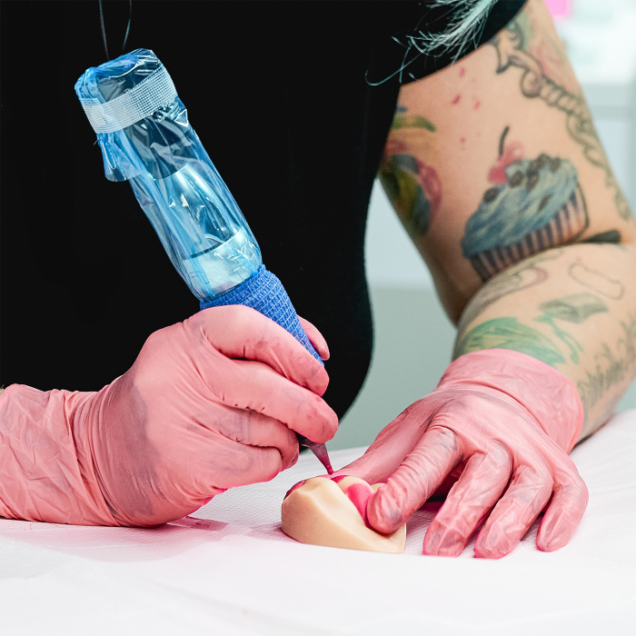 PMU Practice Lips and Piercing Body Bit di A Pound of Flesh